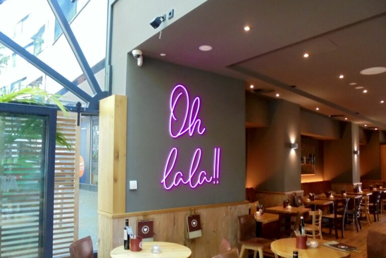 nonna_di_mia_9_neon_signs