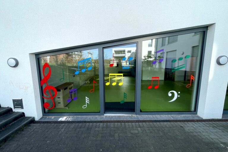 kindergarten_fensterbeschriftung